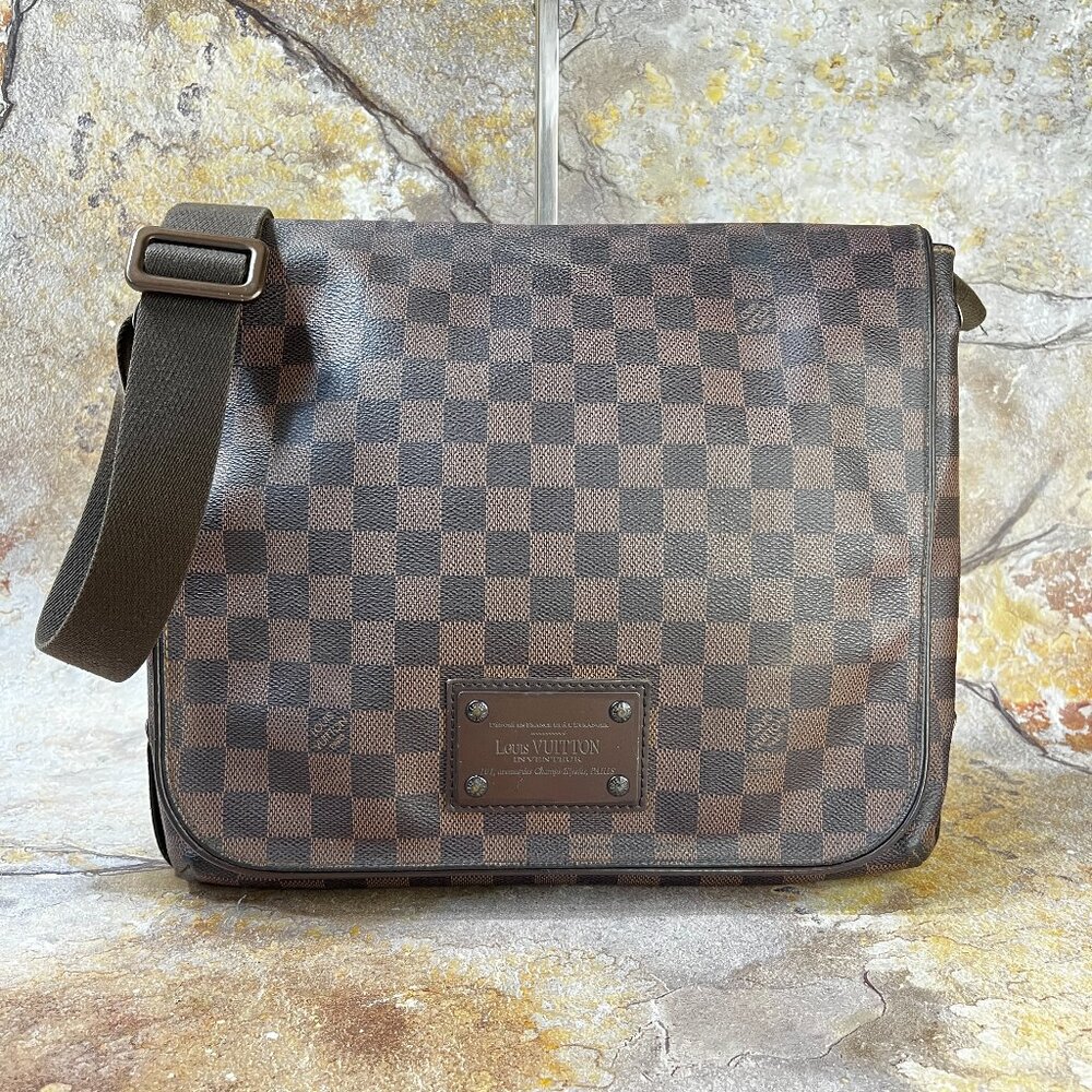 Louis Vuitton Brooklyn MM Damier Ebene Crossbody Brown Shoulder Messenger Bag